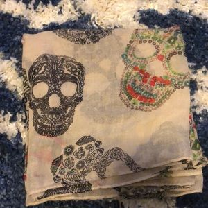 Skeleton lightweight infinity scarf
